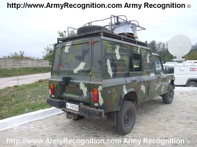 ARO_jeep_PsyOps_Expomil_2007_002.jpg