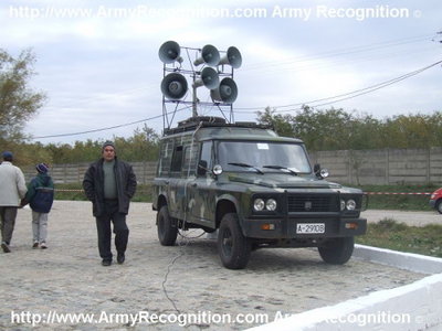 ARO_jeep_PsyOps_Expomil_2007_001.jpg